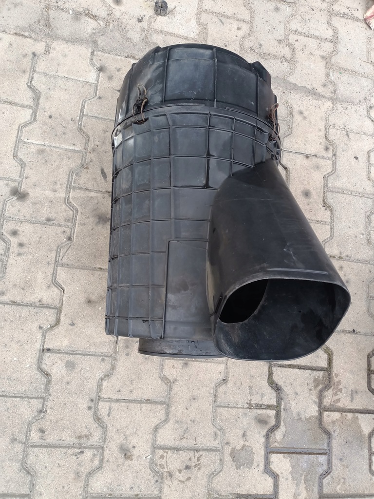 фото №1, Scania r корпус фільтра повітря 1335675