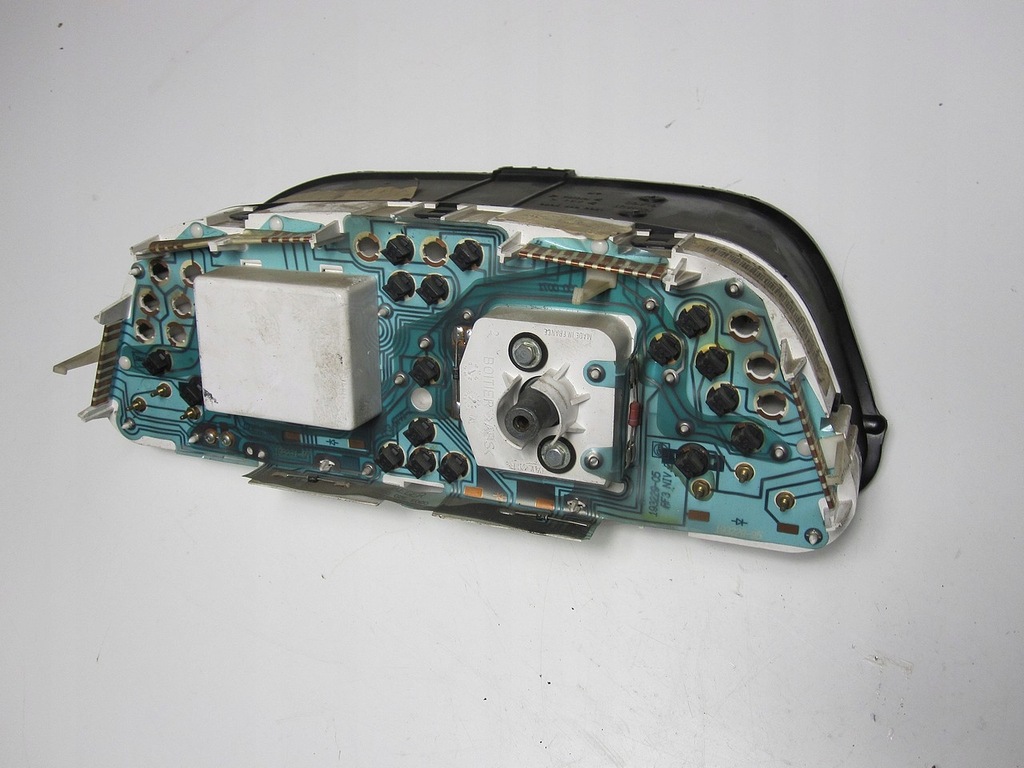 фото №10, Счетчик приборы peugeot 306 1.6 93r obr