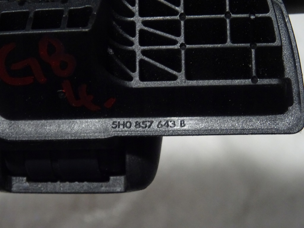 фото №9, Кронштейн ручка стельовий vw golf viii 8 r 5h0 5h0857643b