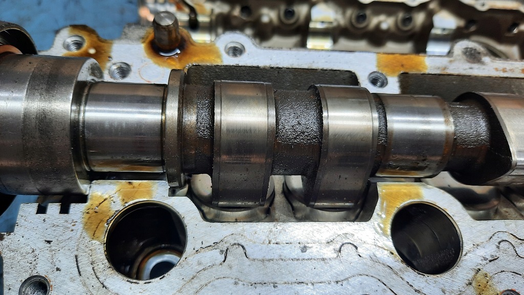 фото №13, Головка двигателя 1001837007 volvo xc70 s60 v70 2.4b