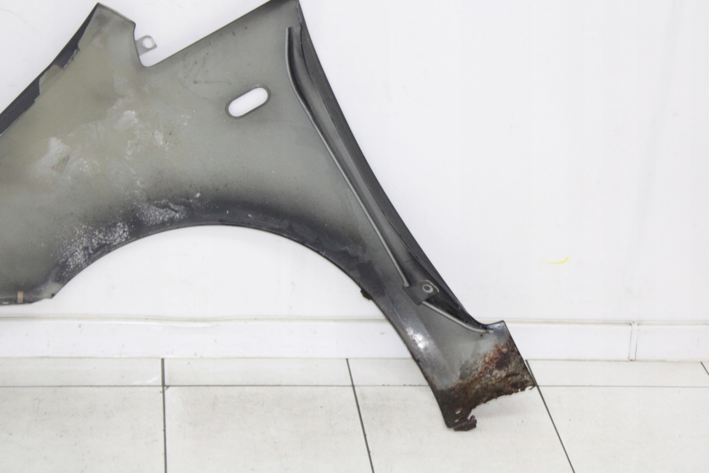 Крило правий перед передній ford c-max mk1 1 2003r- f3 - код лакофарбового покриття Ціна