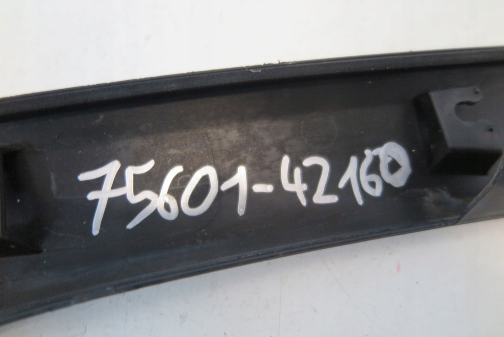 фото №12, Молдинг захист накладка крила правий перед toyota rav4 v 75601-42160