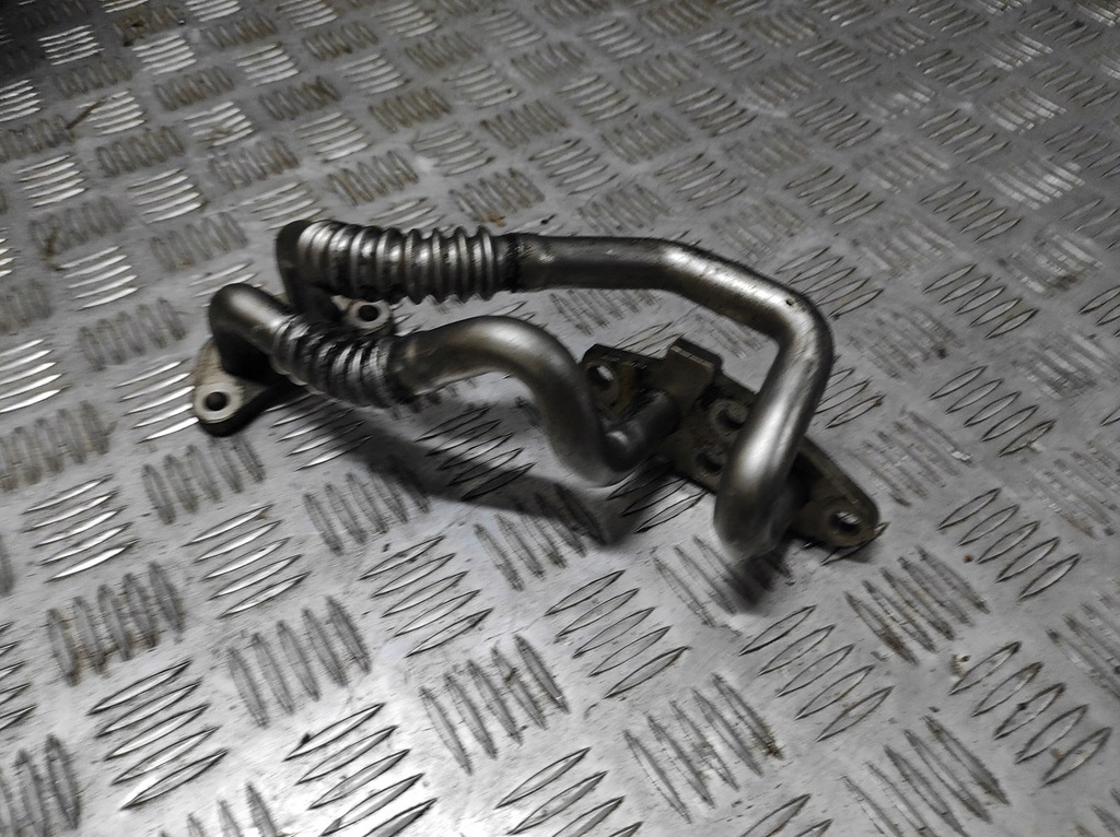 фото №1, Toyota sienna 2017-2020 трубка шланг выхлопных газов