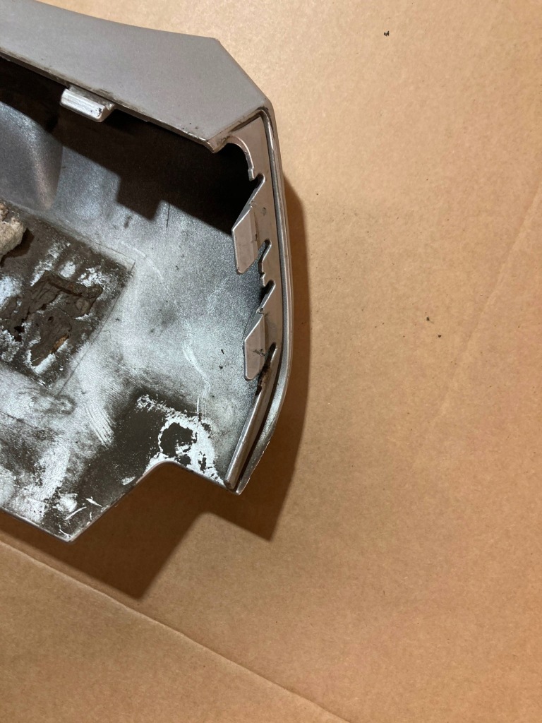 Volvo xc90 2 накладка бампера передний orygi. с Разборки