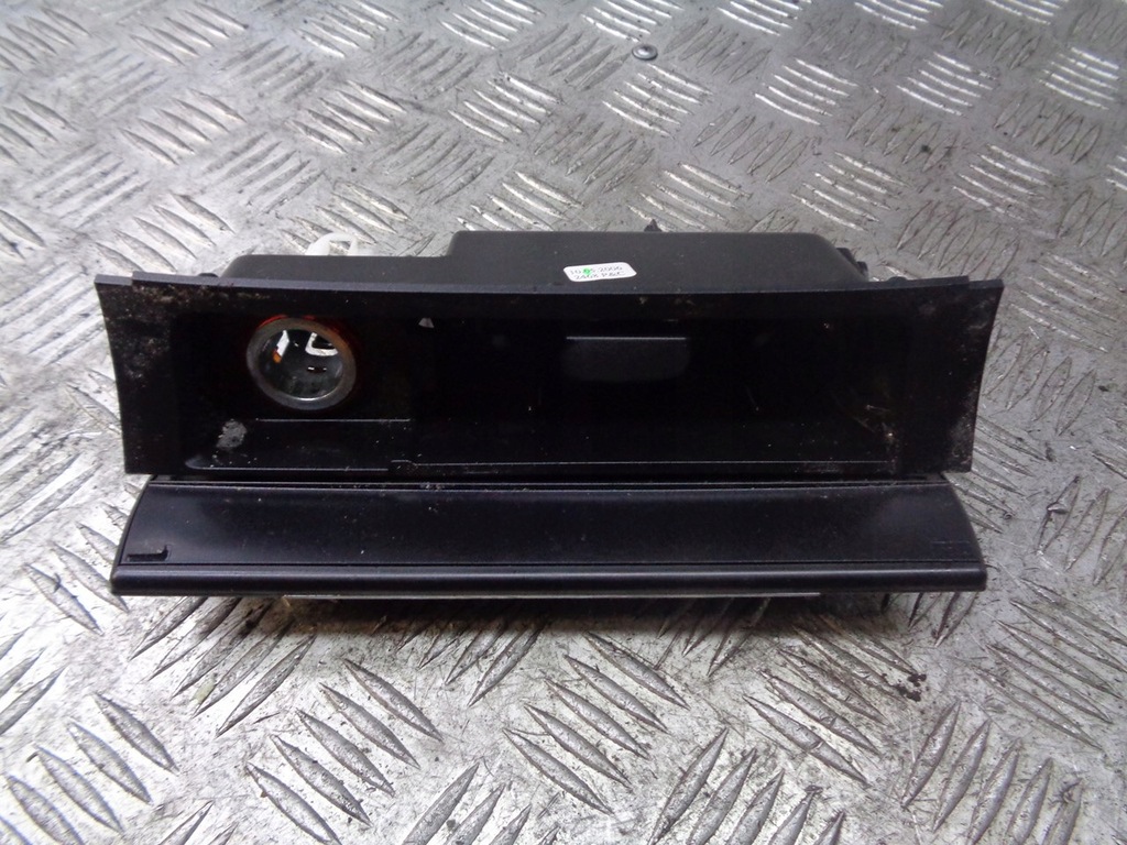 фото №1, Пепельница vw passat b6