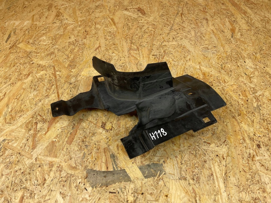 фото №1, Бризковик захист підкрилок поріг права volvo v60 ii s60 iii 31497194 2018-