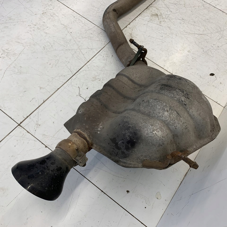 Купить Гаситель выхлоп комплект jeep grand cherokee iv wk2 6.4 v8 srt рестайлинг  18r