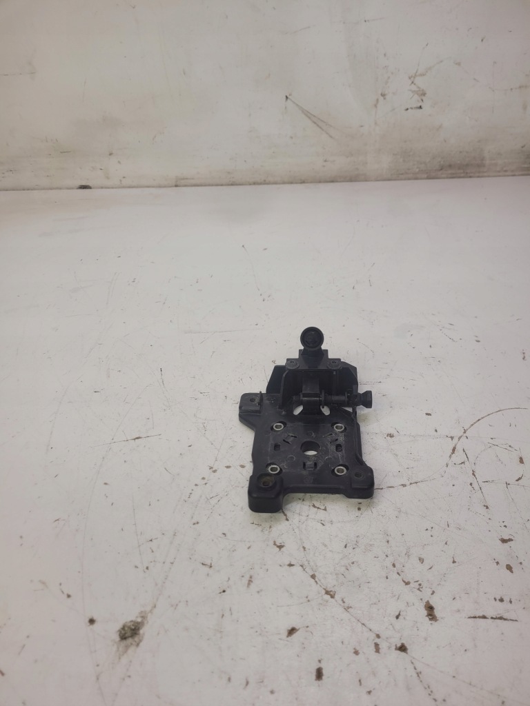 фото №1, Кронштейн камеры ночь vision audi a8 a7 4h0980561b