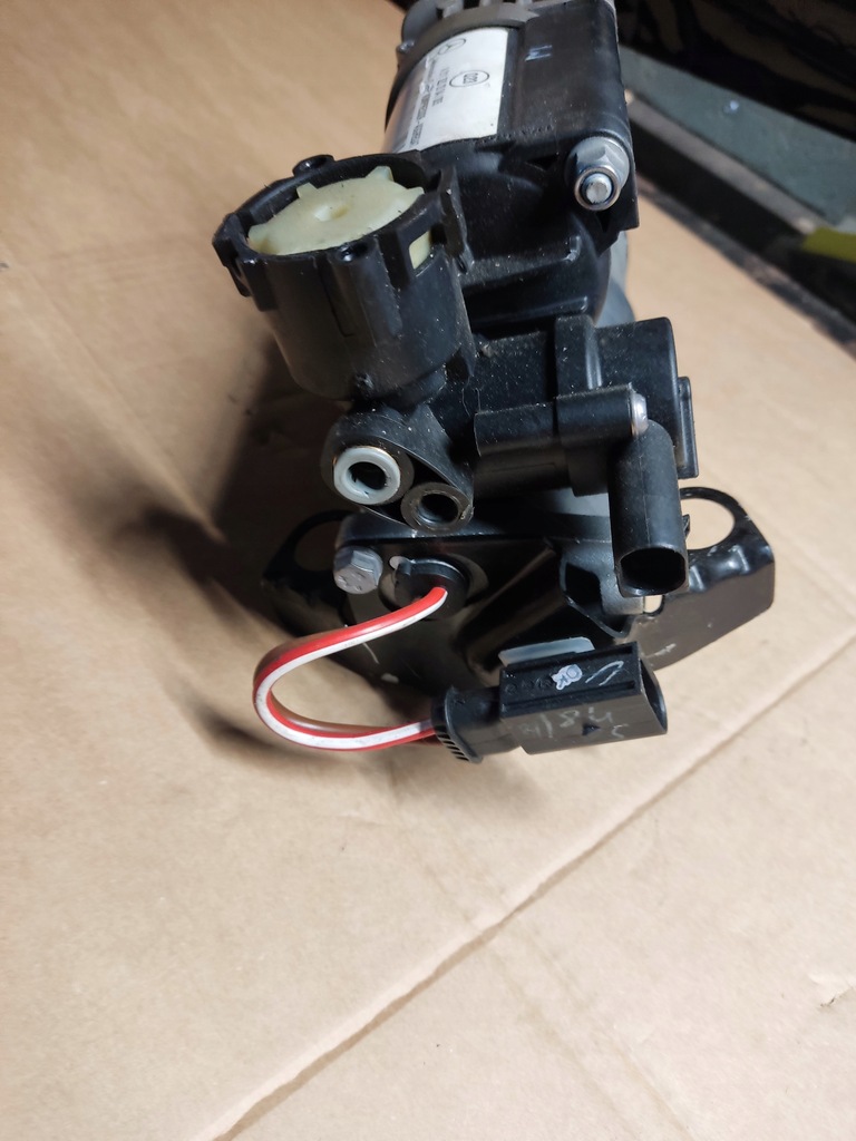 фото №9, Компрессор насос подвеска mercedes a2113200304