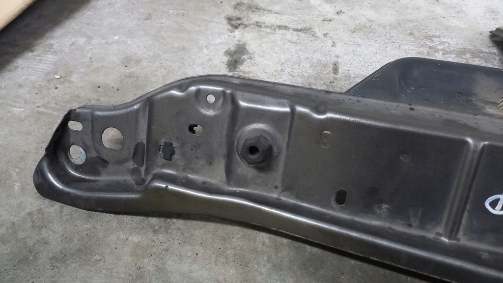 фото №5, Pas передний верхний lancia lybra 1.9d 02r kombi