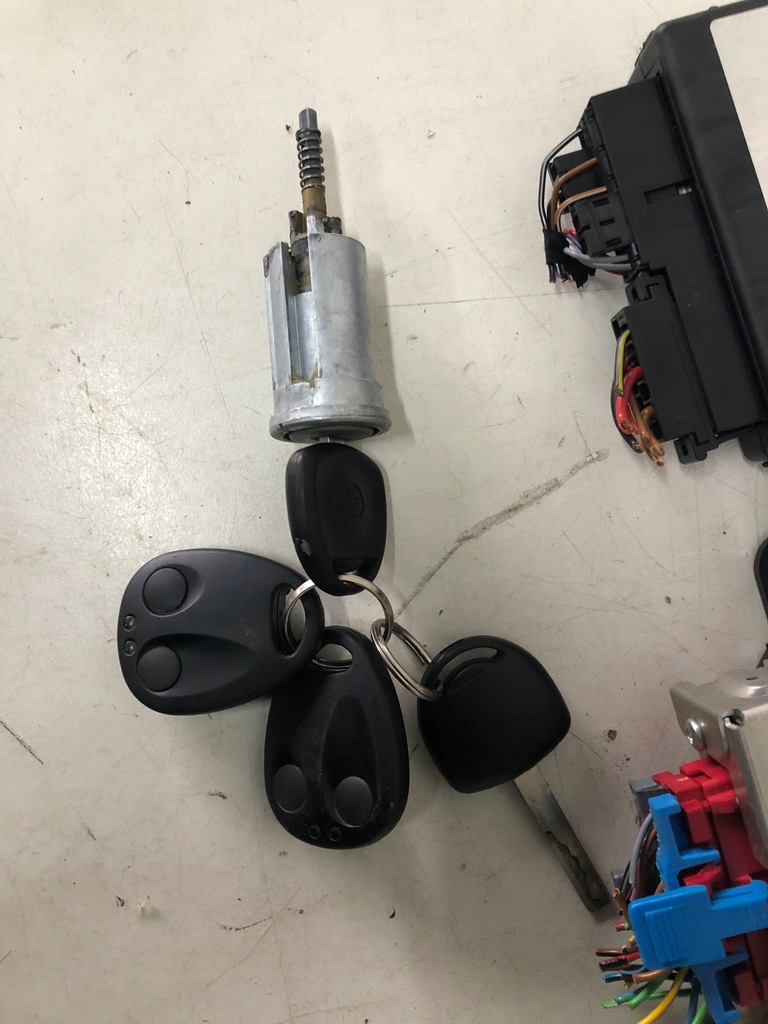 фото №5, Блок управления набор стартовый opel vectra b 1.6 16202319nl