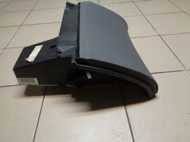 фото №6, Бардачок пасажира saab 9 3 9-3 ii 02-07 12835848