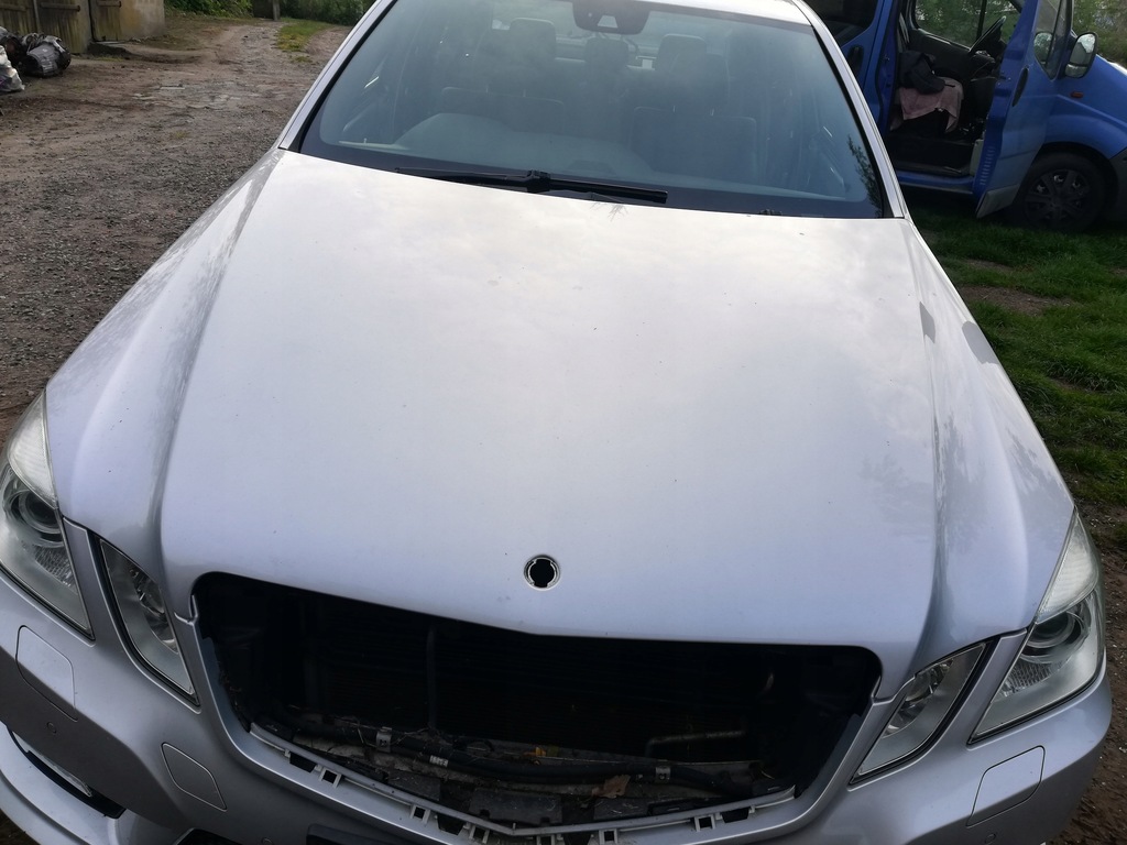 фото №1, Капот перед do mercedesa e 212 c 197