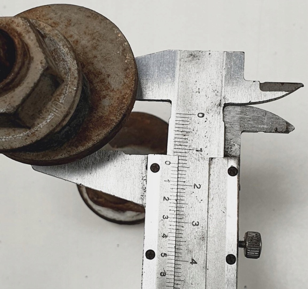 фото №3, Болты эксцентриковый discovery iv l319 пара