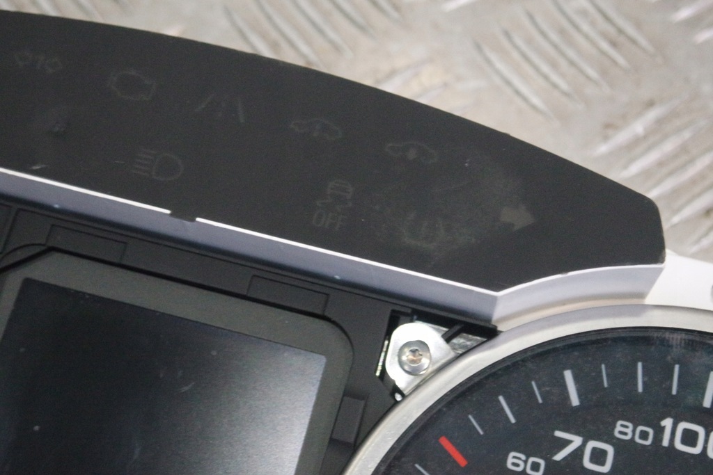 фото №7, Счетчик приборы audi q7 4l 4l0920931q