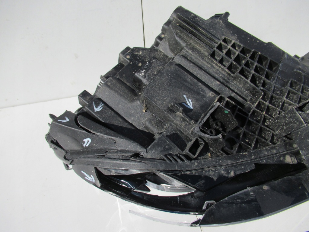 фото №13, Bmw 2 f45 f46 lci lift full led лампа левая 8738641