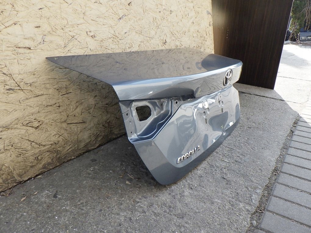 фото №3, Toyota corolla e21 sedan 2018- крышка багажника задняя