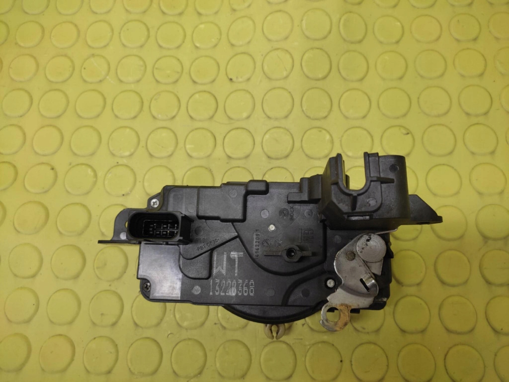 Купить Opel astra h замок дверь правый перед 13220368