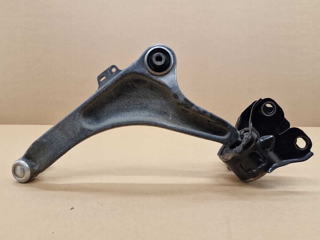 фото №1, Правый передний рычаг volvo v60 i s60 ii