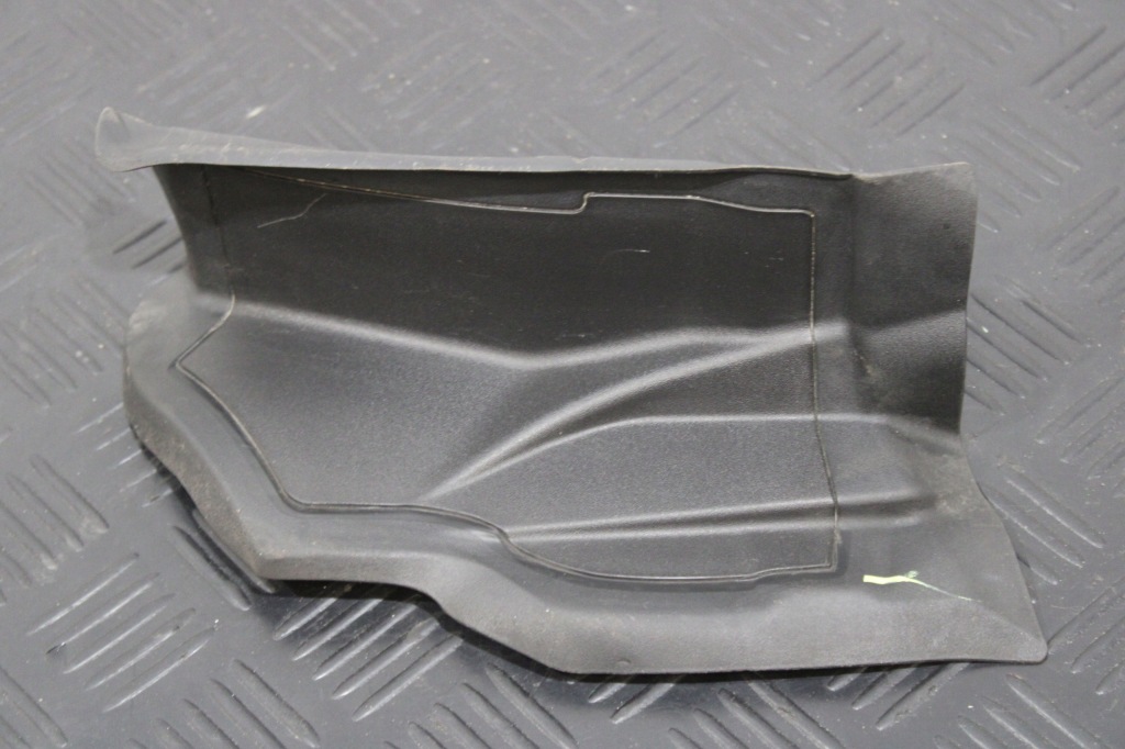 фото №1, Заглушка лампы левый задняя защита 156117190 alfa romeo stelvio