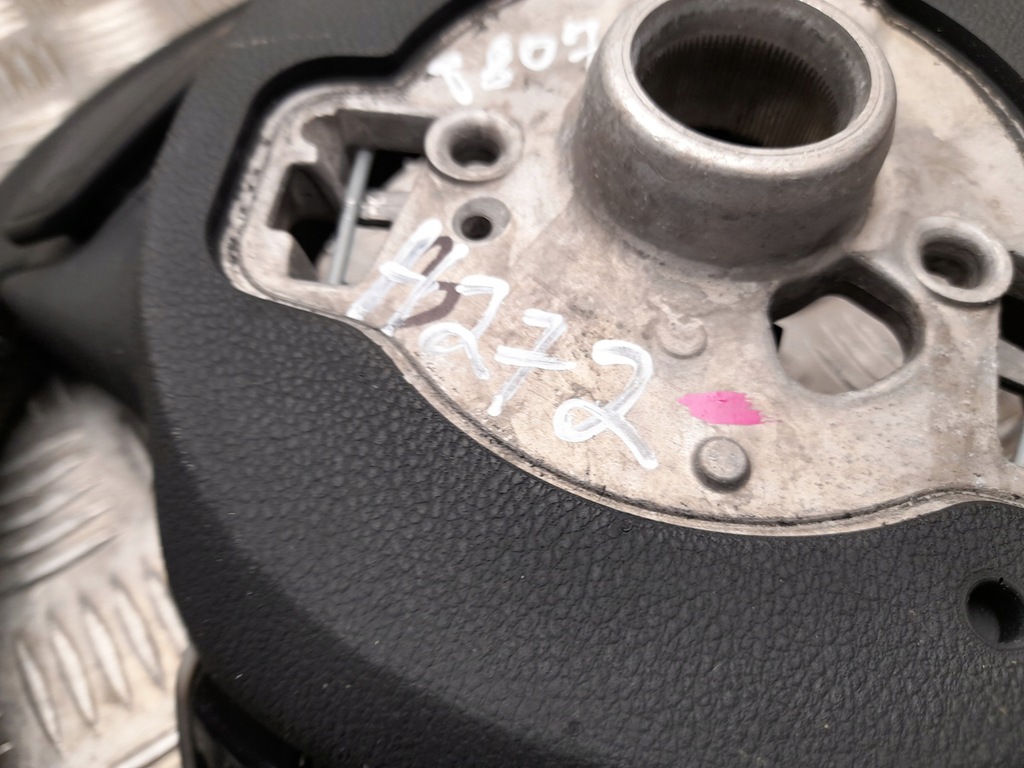 фото №7, Воздуховод škoda superb iii kombi 2020 5e3419093am