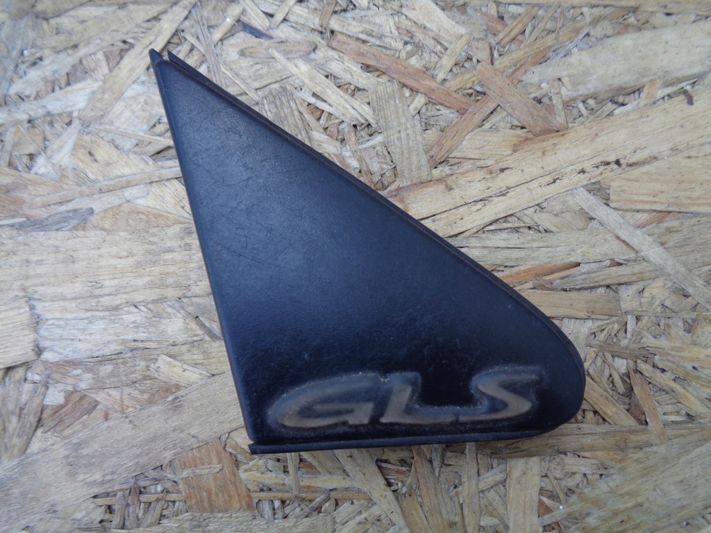 фото №1, Mercedes glk x204 toyota yaris i трикутник dekor