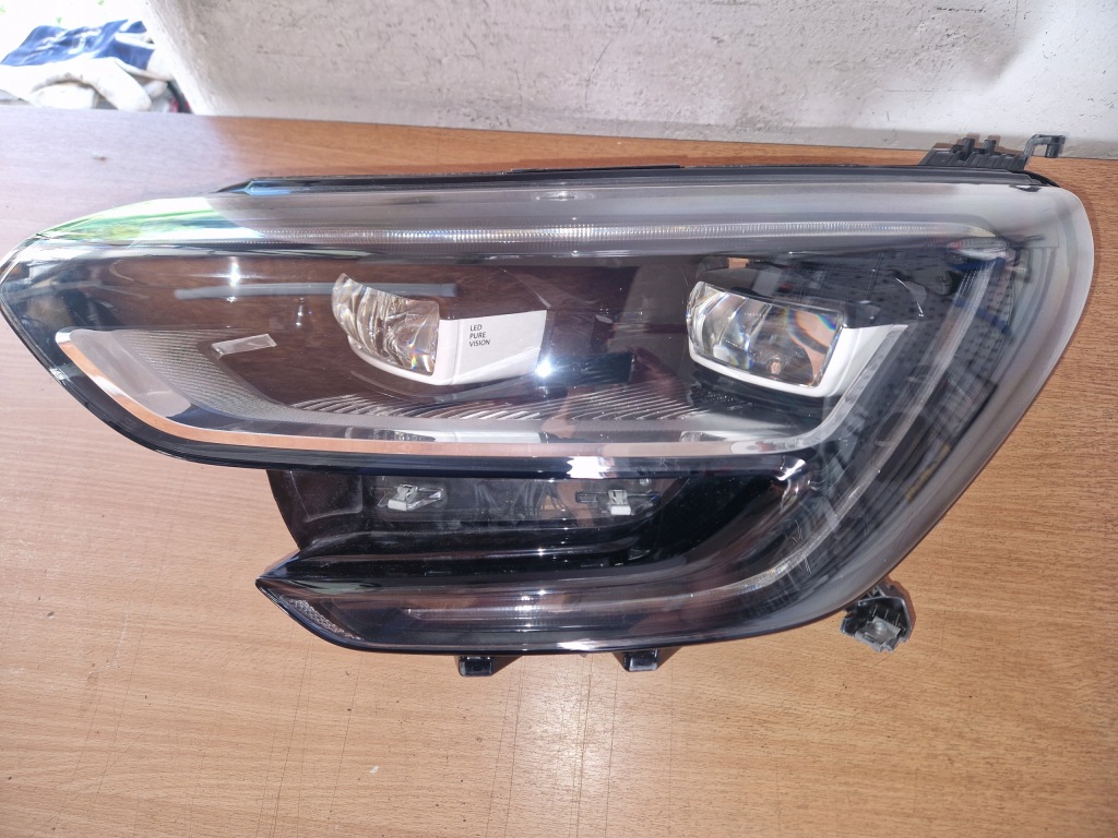 Фара ліва renault megane iv 4 led pure vision 260601197r європа Доставка