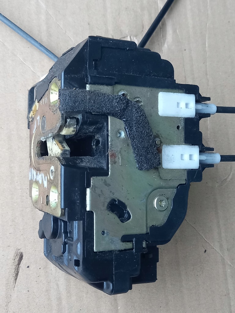 фото №1, Nissan maxima a34 6pin замок дверь левый перед