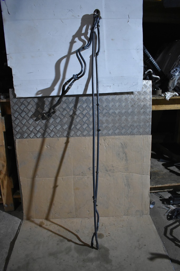 фото №1, Idealne провода wody porsche taycan 1