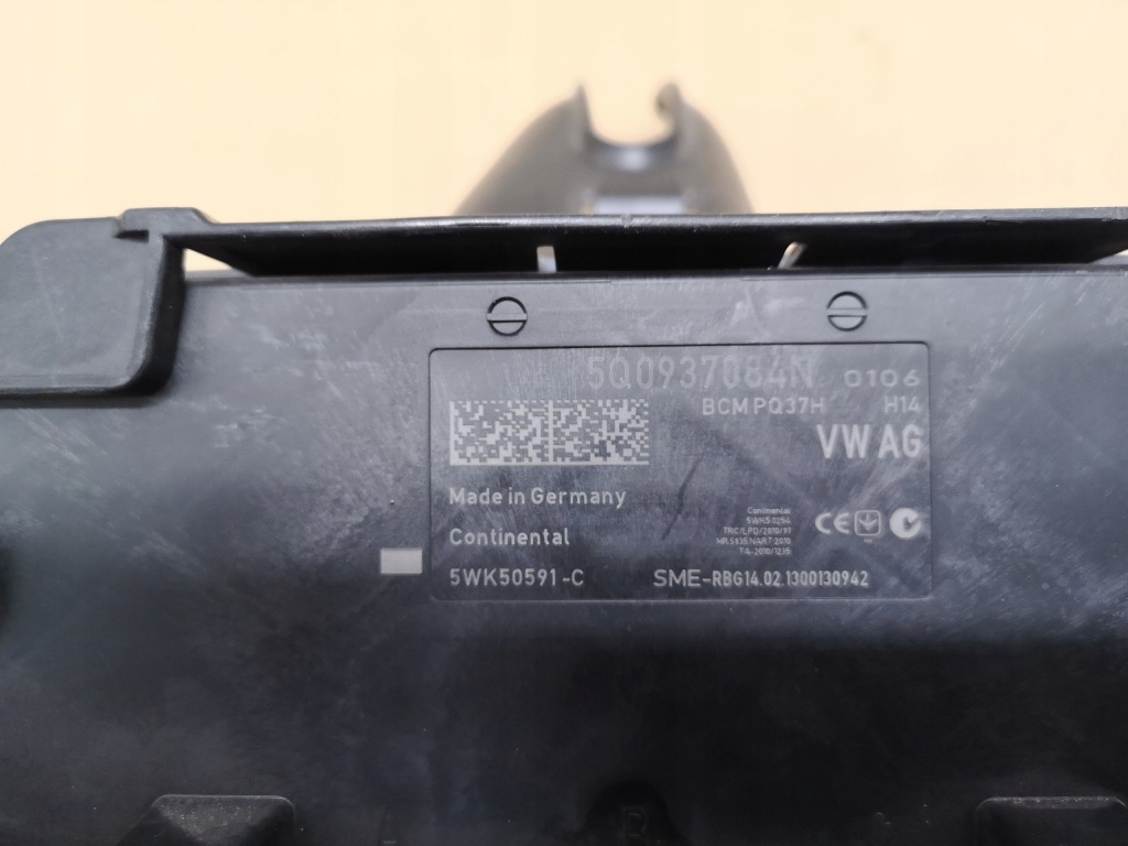 Vw модуль 5q0937084n Доставка