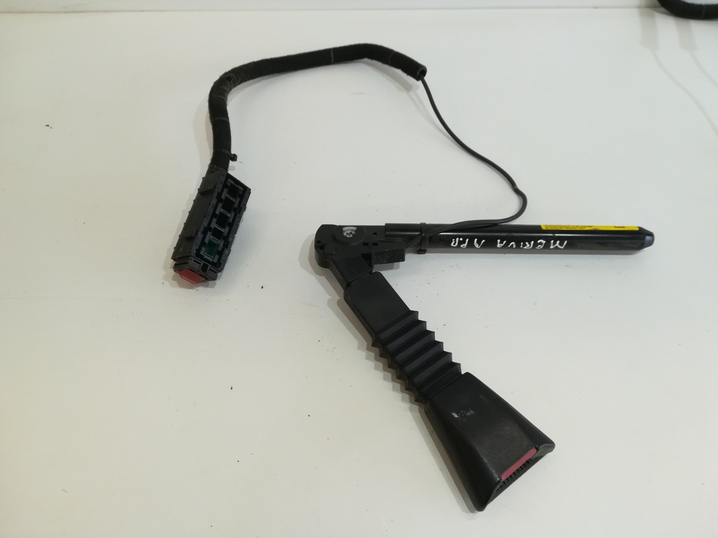 фото №2, Кліпса поперечина безпеки натягувач opel meriva a