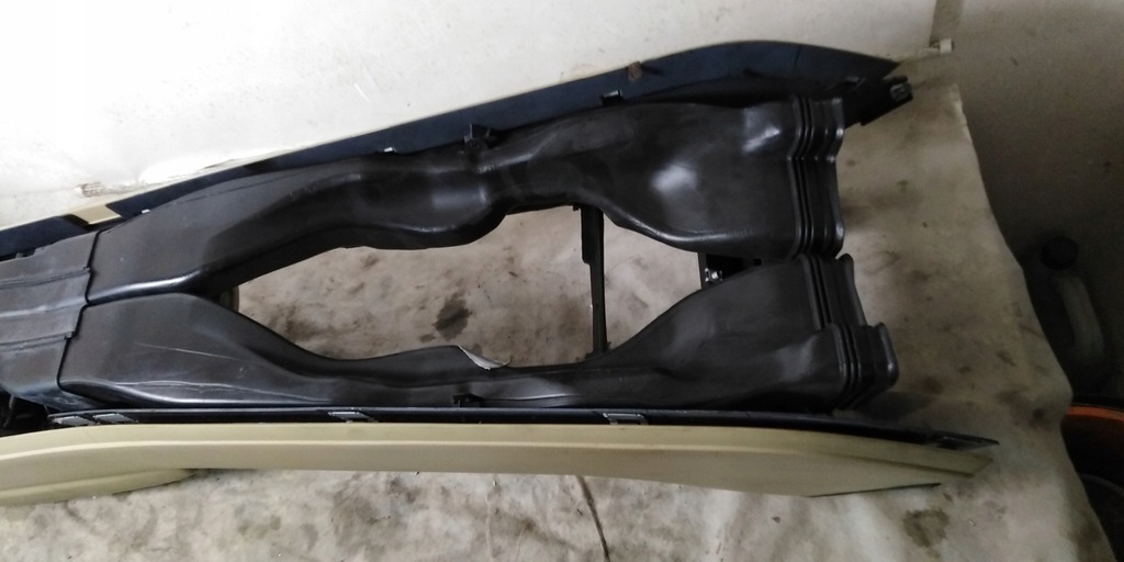 фото №10, Audi a8 d3 підлокітник тунель середній 03r