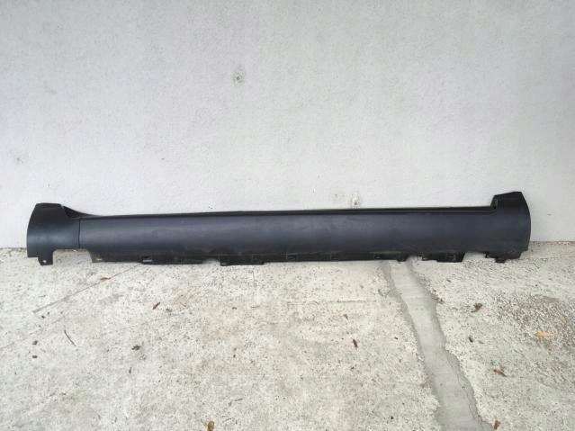 фото №1, Молдинг порог правая audi a8 d3 lz70