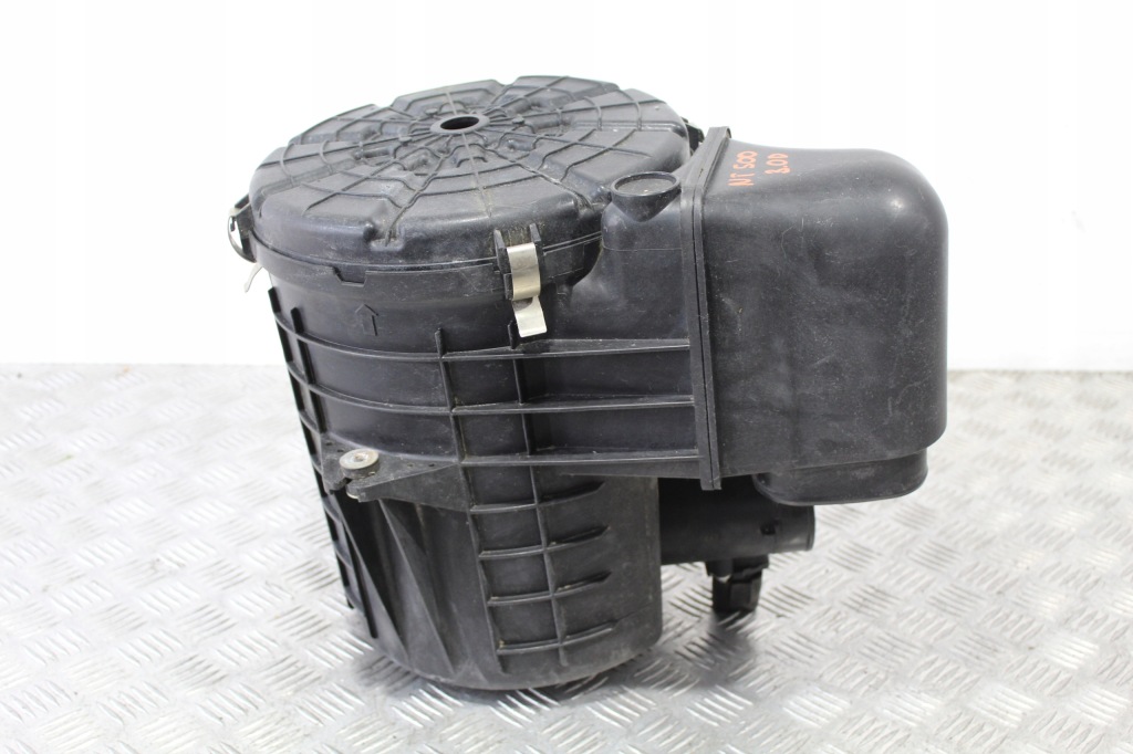 фото №1, Корпус фільтра повітря nissan nt500