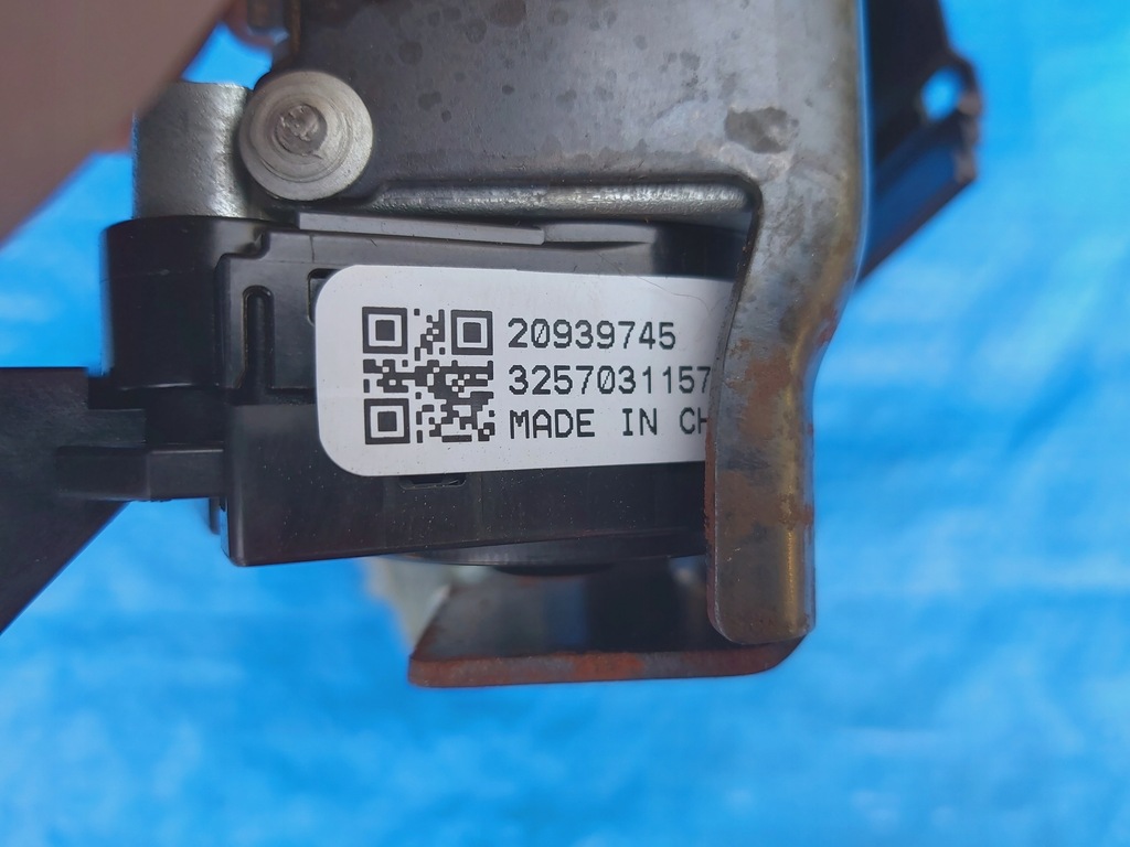 фото №9, Opel-części | astra j zafira c замок зажигания корпус ключ 20939745