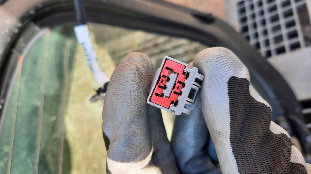 фото №15, Задняя крышка багажника багажника volvo c30