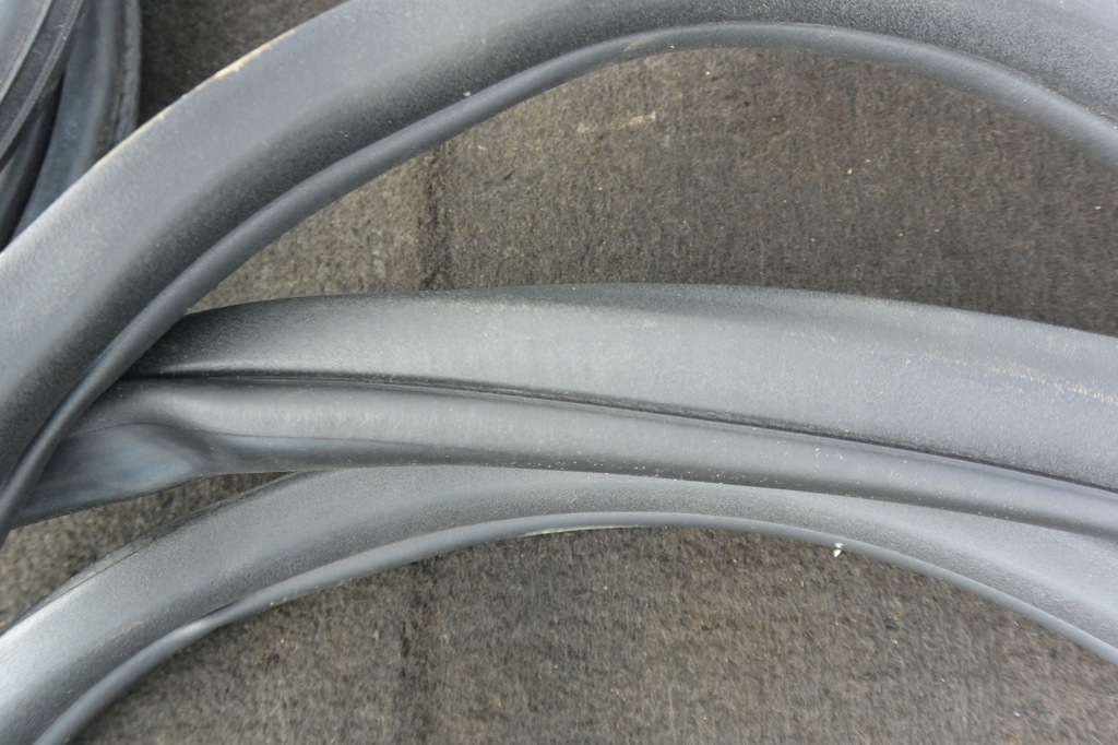 фото №6, Прокладка двері багажника kpl bmw x5 e70 lci