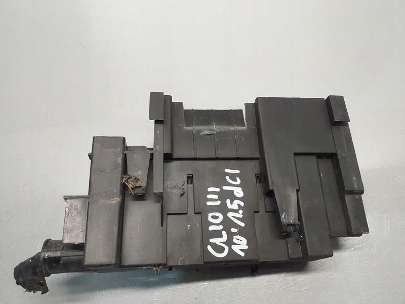 фото №3, Коробка запобіжників renault clio iii 1.5 dci