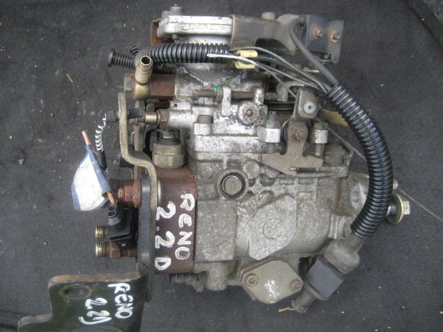 Купить Насос впрыскная renault laguna 2.2 td 0460494437