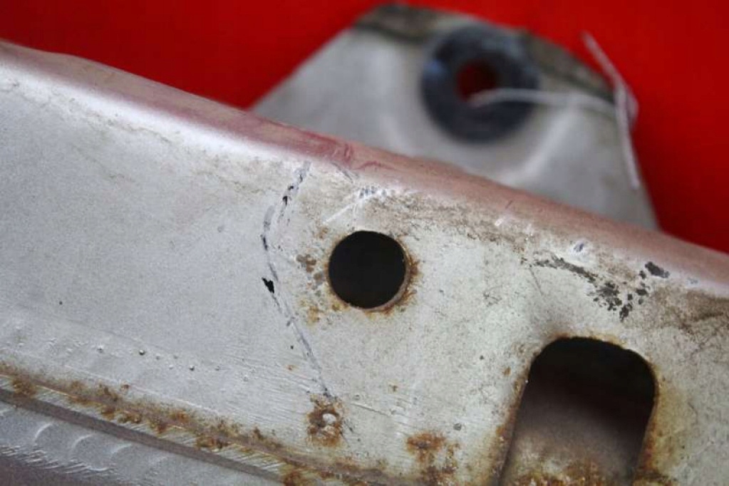 фото №7, Балка бампера задняя задняя усилитель toyota corolla e12 5d 03-07