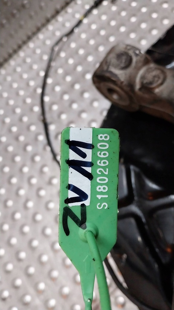 фото №8, Поворотний кулак ступиця правий перед 9461944 volvo s60 i v70 ii s80 2.4 d5