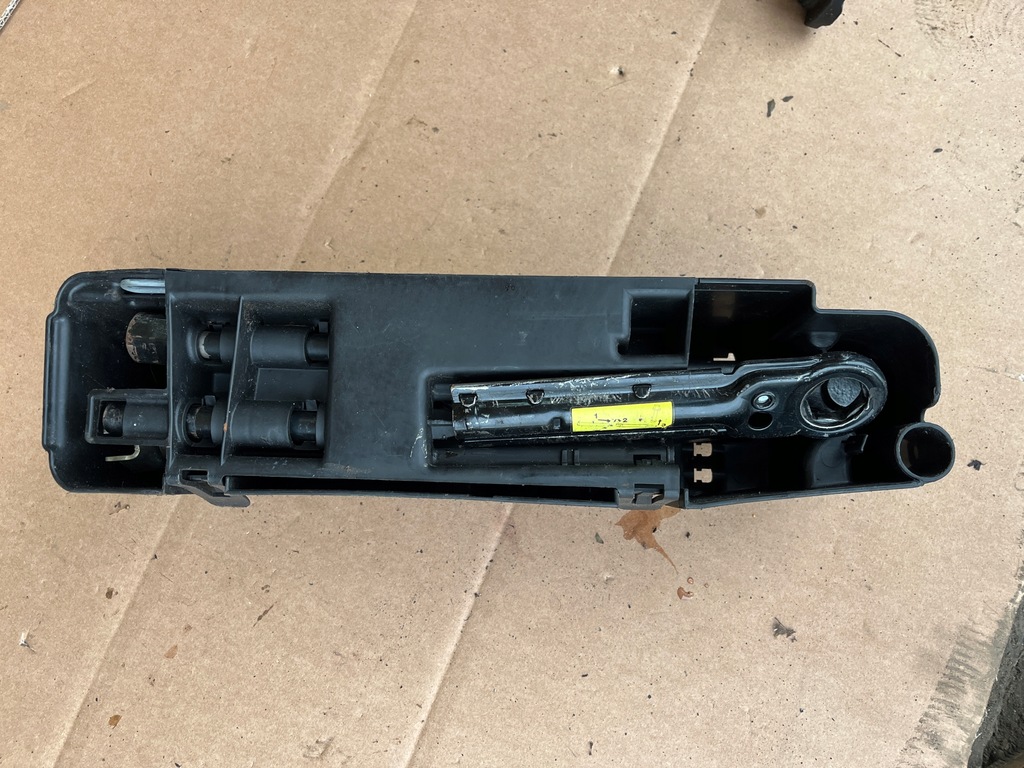 фото №1, Домкрат подъемник вкладыш renault espace iv 2002-2008