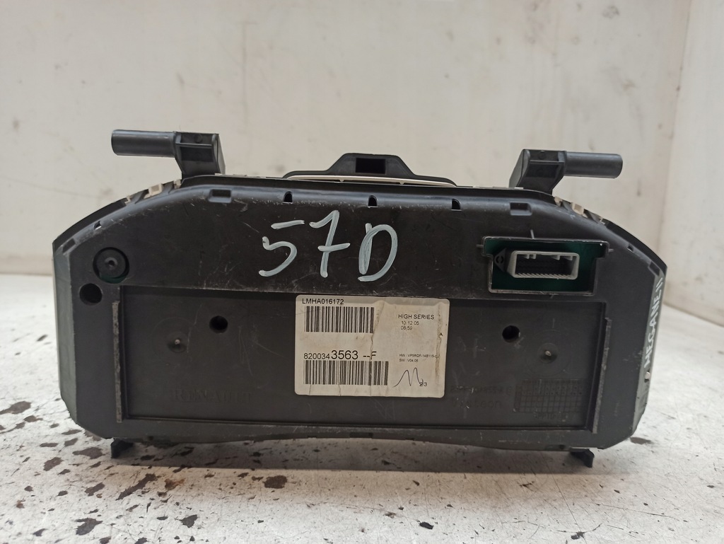 фото №9, Renault clio iii 3 счетчик приборы 8200343563f