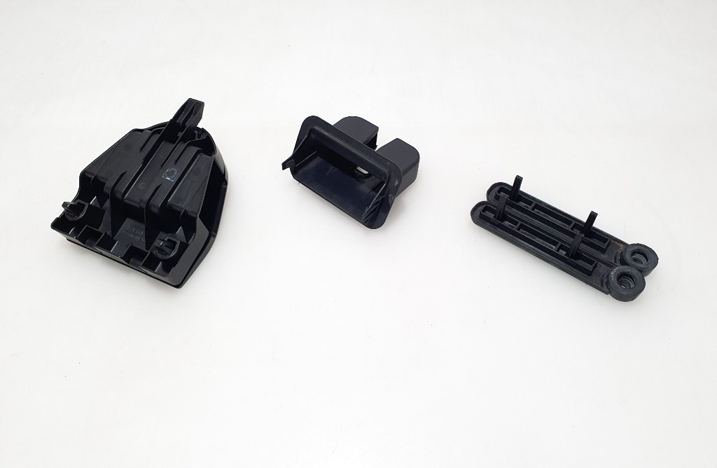 фото №10, Audi a6 c7 4g0 sedan корпус защита крышки замка багажника кронштейн треугольник