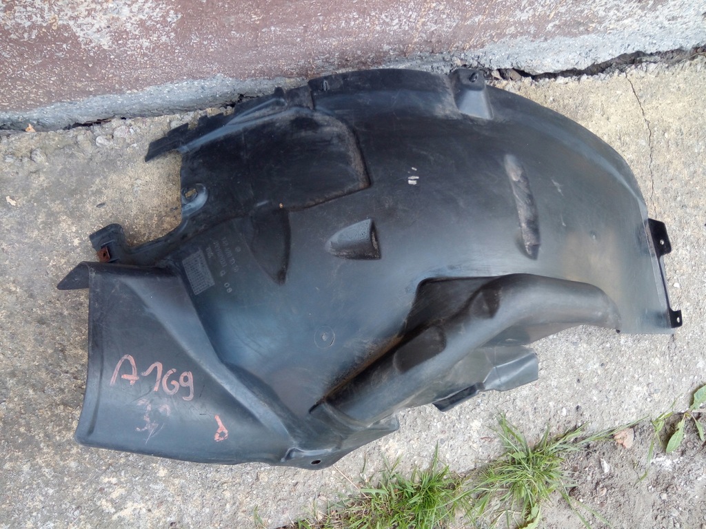 фото №1, Подкрылок mercedes a-klasa w169 перед cz. передняя
