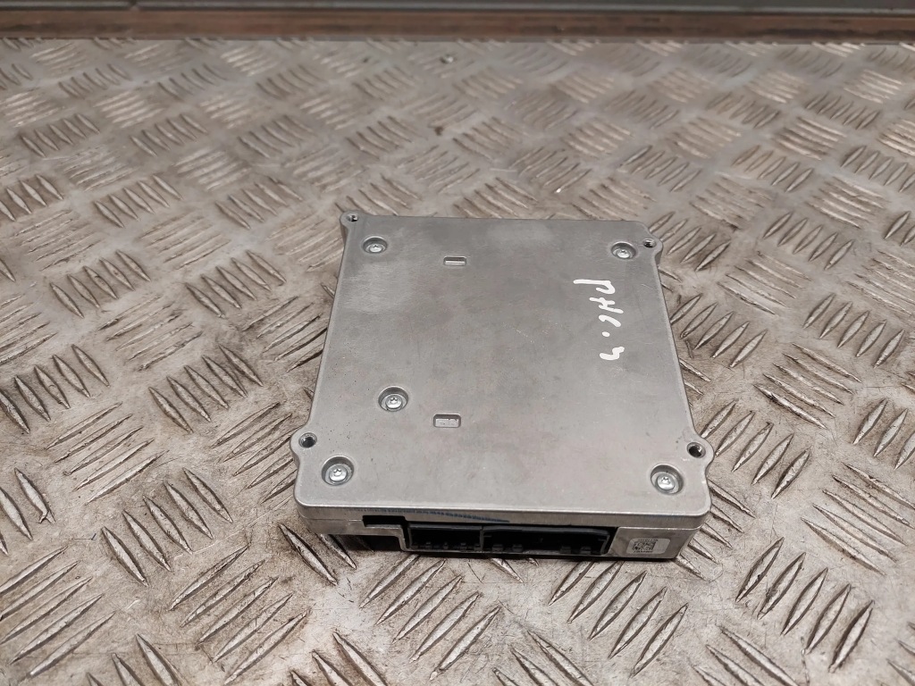 фото №1, Chrysler pacifica 68207344ag усилители