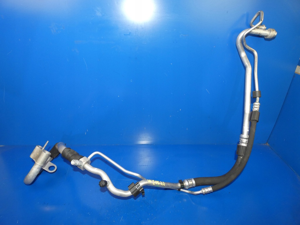 фото №1, Mercedes c klasa w205 трубки шланг кондиционера трубка