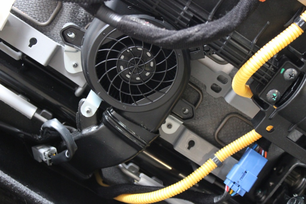 фото №8, Сиденья кожа салон обивка подогрев hyundai santa fe santafe 4 iv