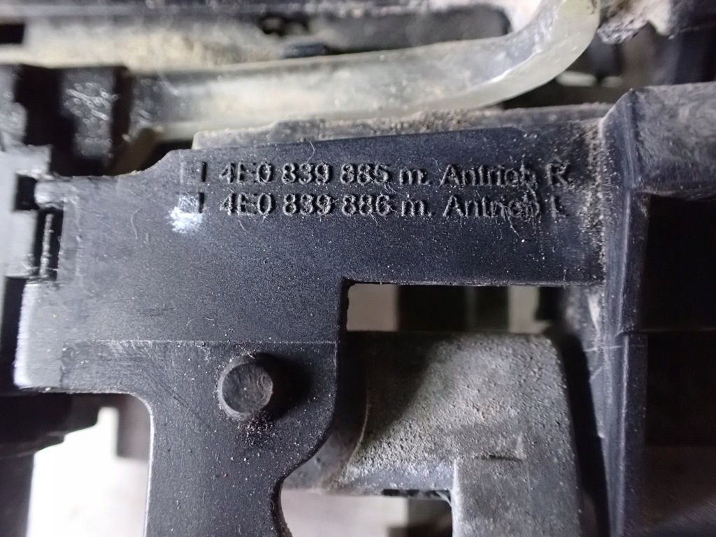 фото №8, Ручка дверь правый перед keyless audi s8 d3 5.2 fsi 4e0839885, 4e0949187