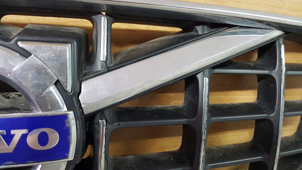 фото №2, Volvo v70 2007 - решётка радиатора решётка радиатора d 80